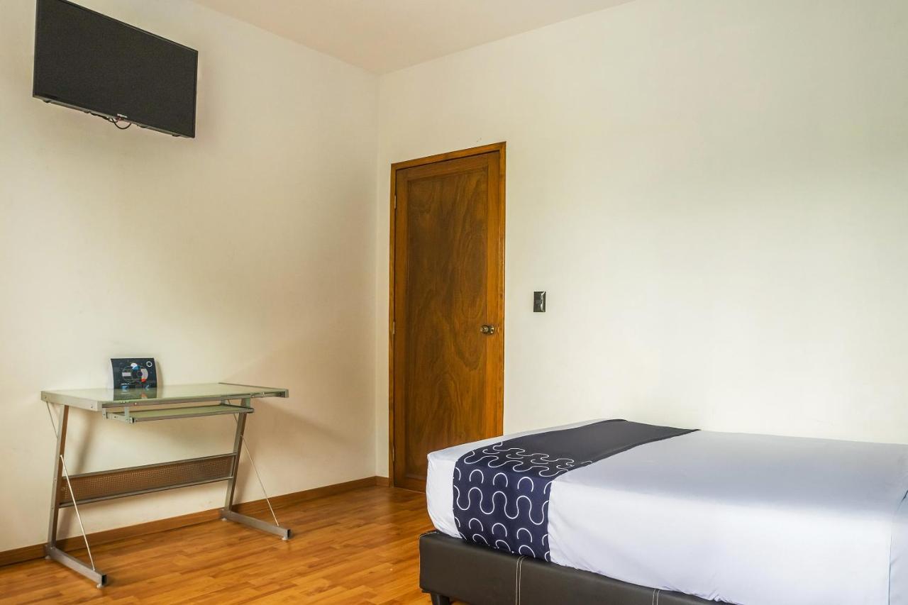Caravansaro Goldsmith 126 Mexico City Exterior photo